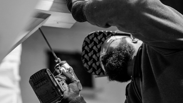 handy-man-bw